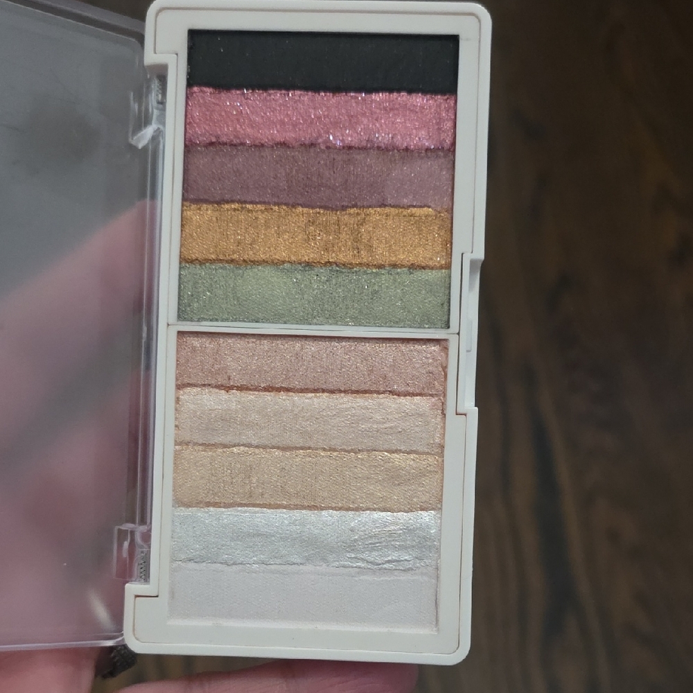 UNDONE Beauty Eyeshadow Palette - Soul